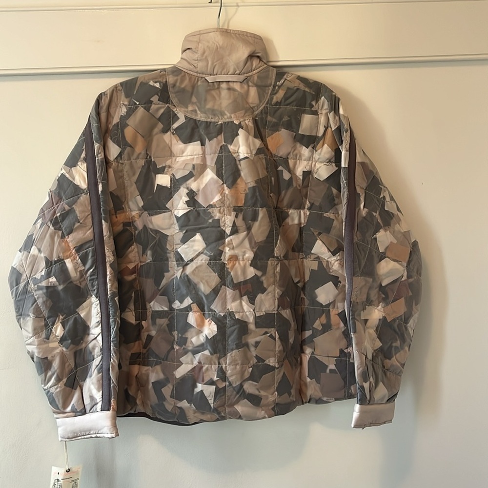 Free People Scrap Repurposed Pippa Packable Puffer Size Medium NWT - Picture 11 of 17
